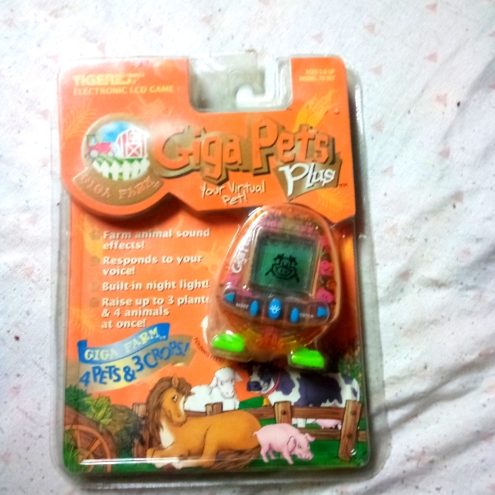Giga pets plus giga farm